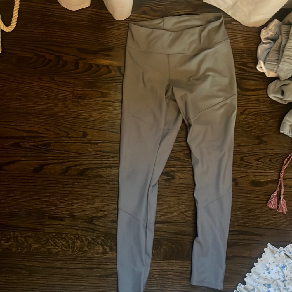 i am selling gray leggings from Revamped. They are a size small never worn.